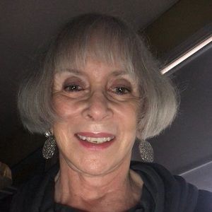 Meet your Posher, Esther